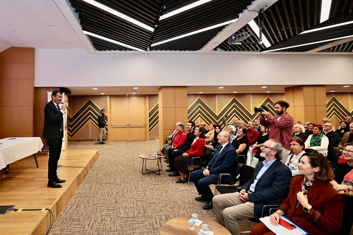 YAŞLI MECLİSİ KURULDU