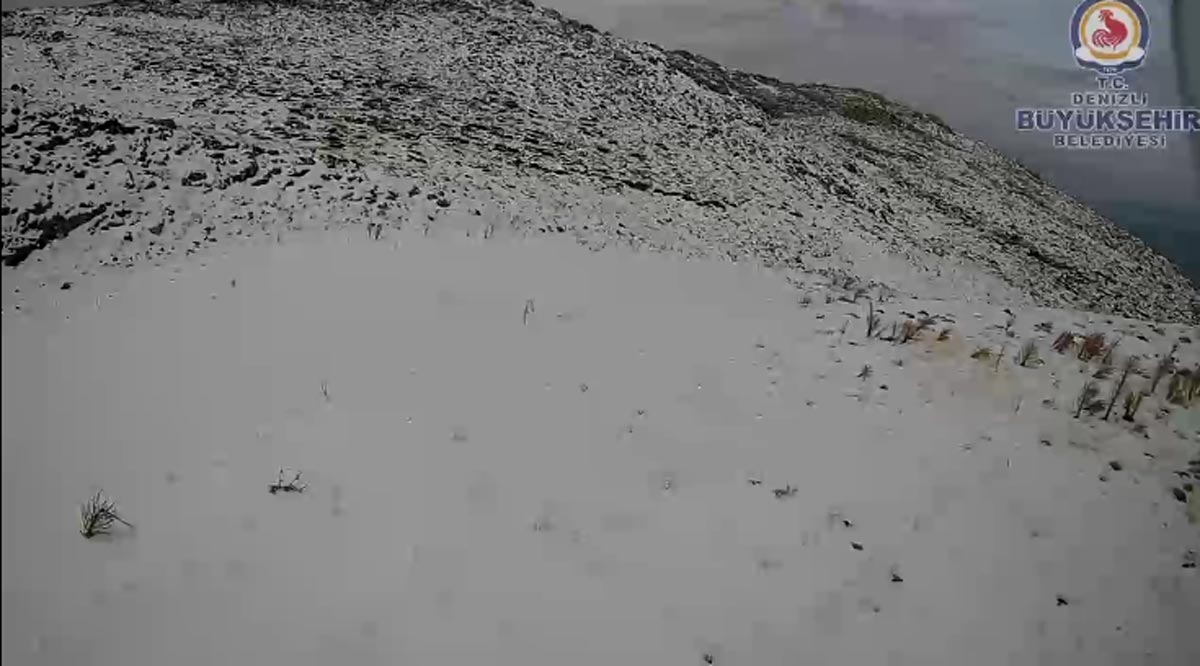 KUVVETLİ GÖK GÜRÜLTÜLÜ SAĞANAK VAR