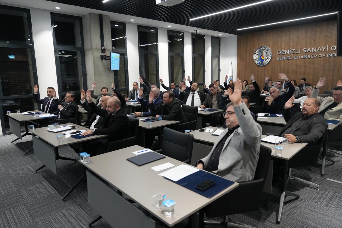 ZORLU SÜRECE RAĞMEN SANAYİCİ AYAKTA