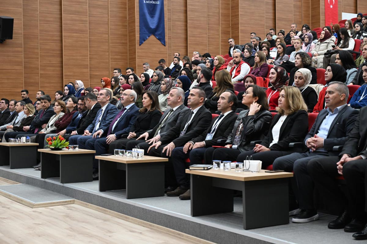 GİRİŞİMCİLİK KAMPI BAŞLADI