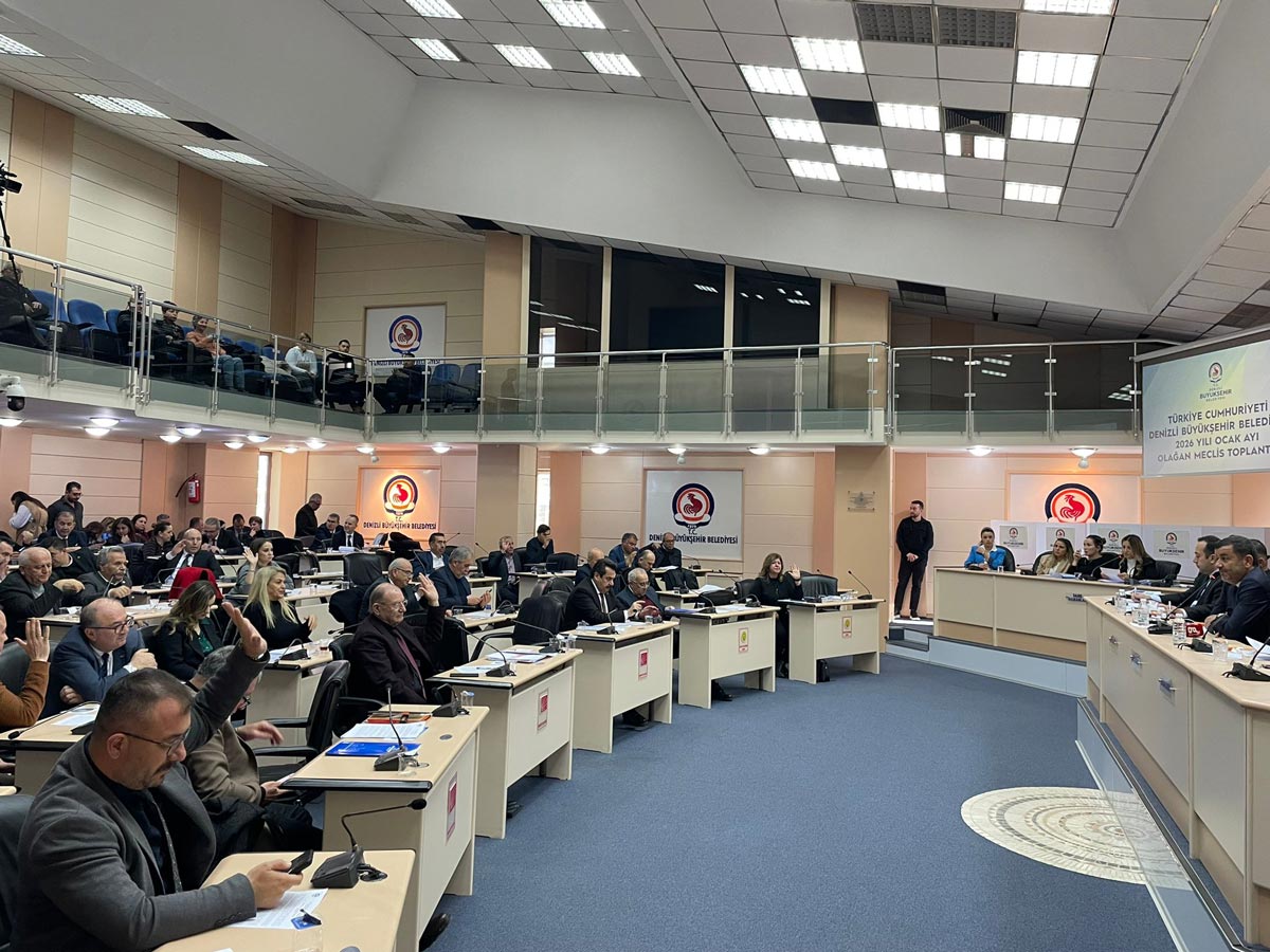 SU POLEMİĞİ MECLİSE TAŞINDI