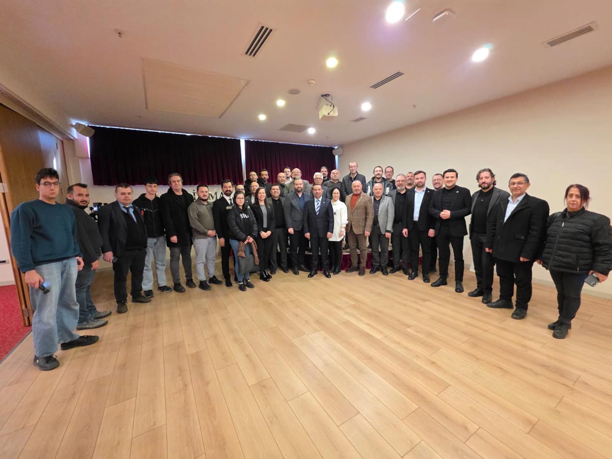 MAKİNA İMALATÇILARI VİTES BÜYÜTTÜ