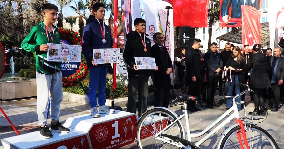 ATATÜRK YOL KOŞUSU’NDA KIYASIYA REKABET