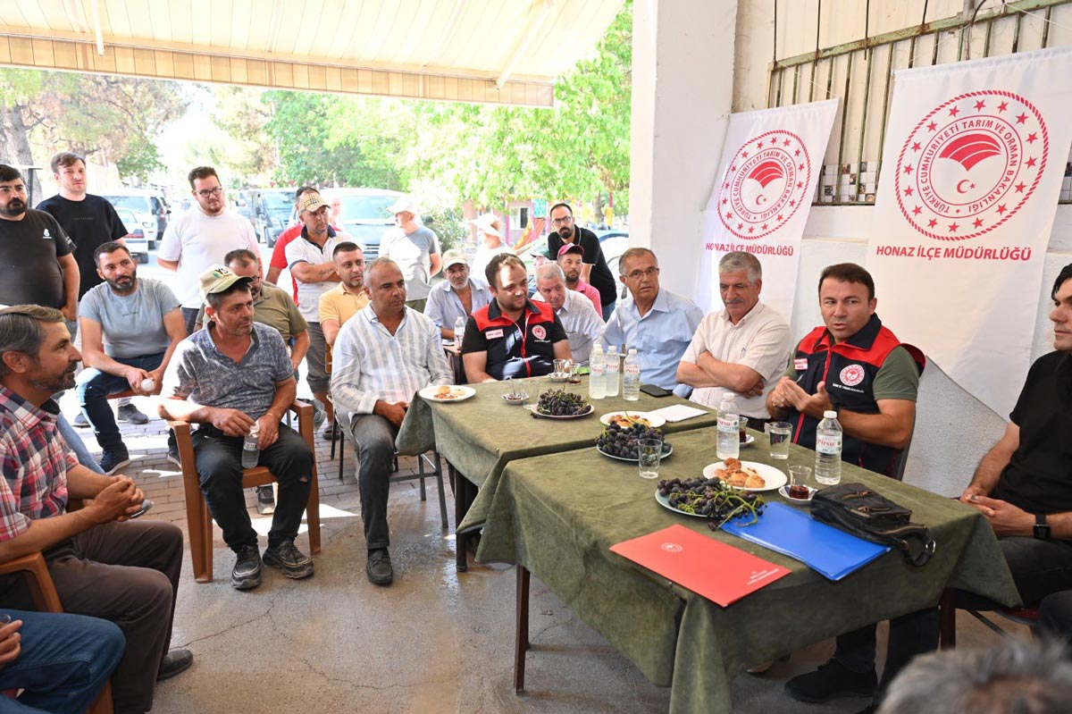 DENİZLİ TARIMI DESTEKLERLE GÜÇLENDİ