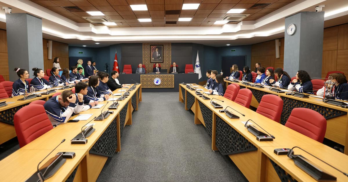 DERECEYE GİREN PAÜ’LÜ SPORCULARA TEŞEKKÜR BELGESİ