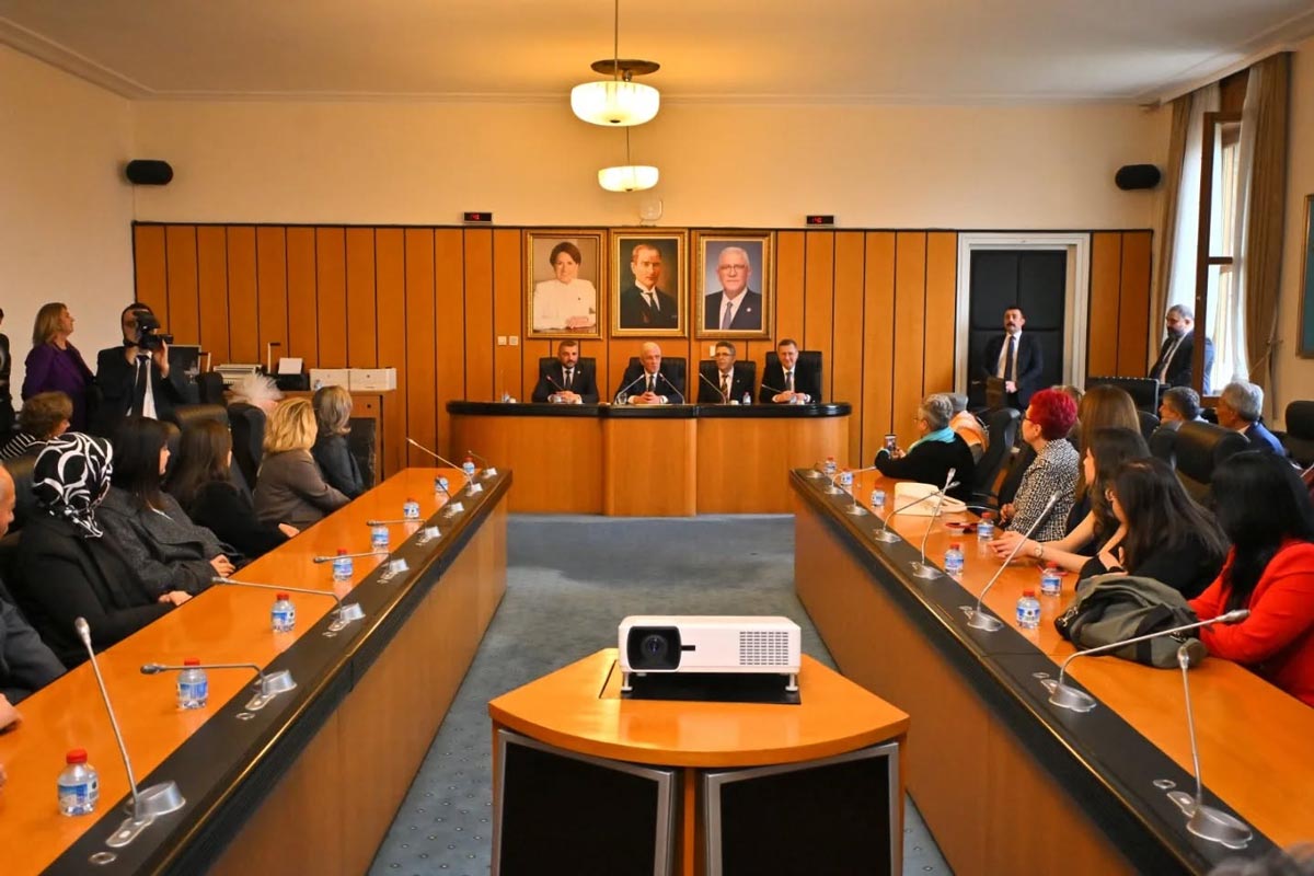 DERVİŞOĞLU’NA ÜRETİCİNİN DERDİNİ ANLATTI