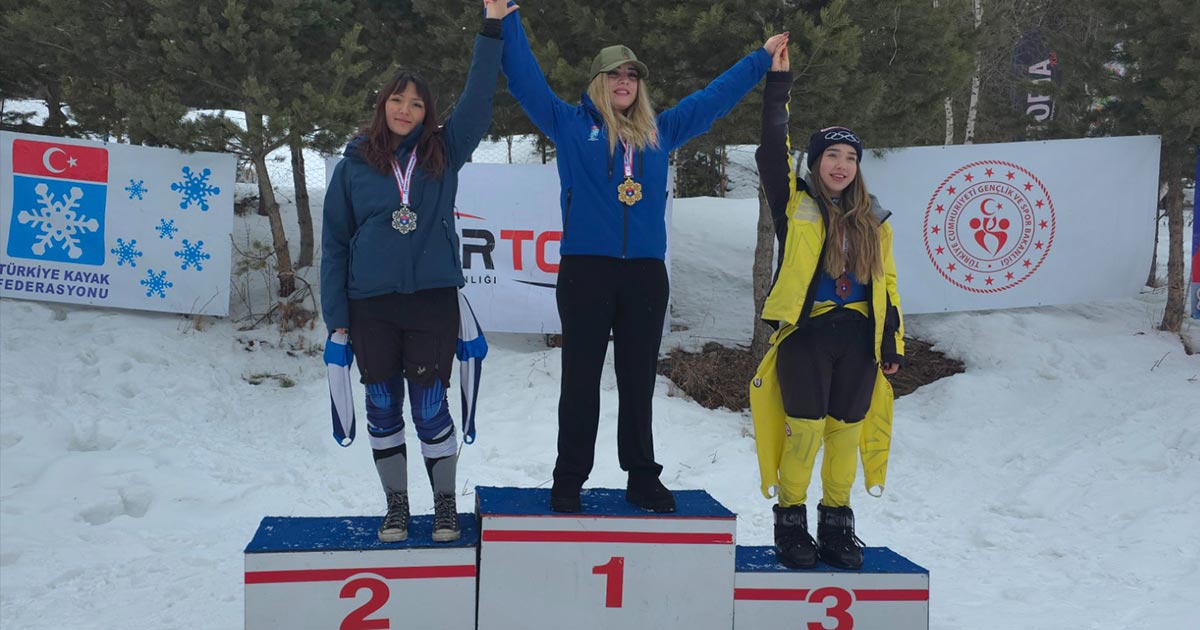 KEYSAN KÜRSÜYE ÇIKTI