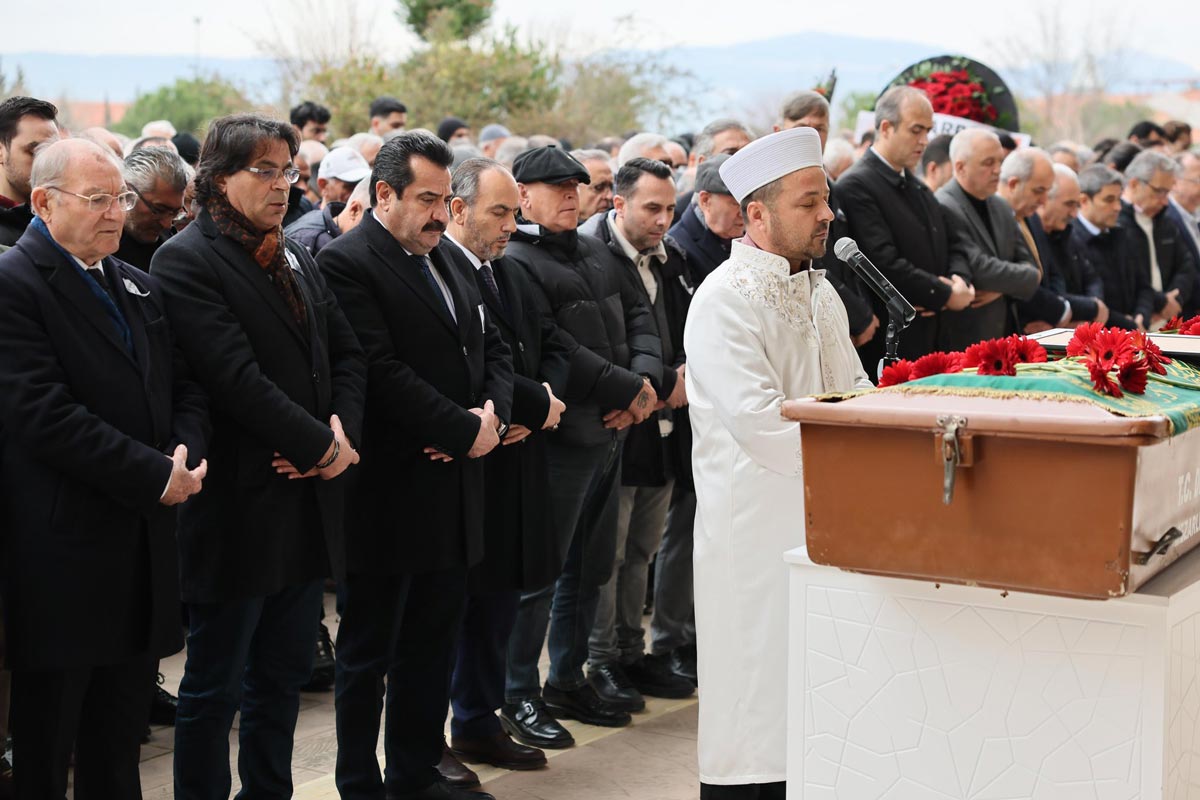 PROF. DR. YAYLALI SON YOLCULUĞUNA UĞURLANDI