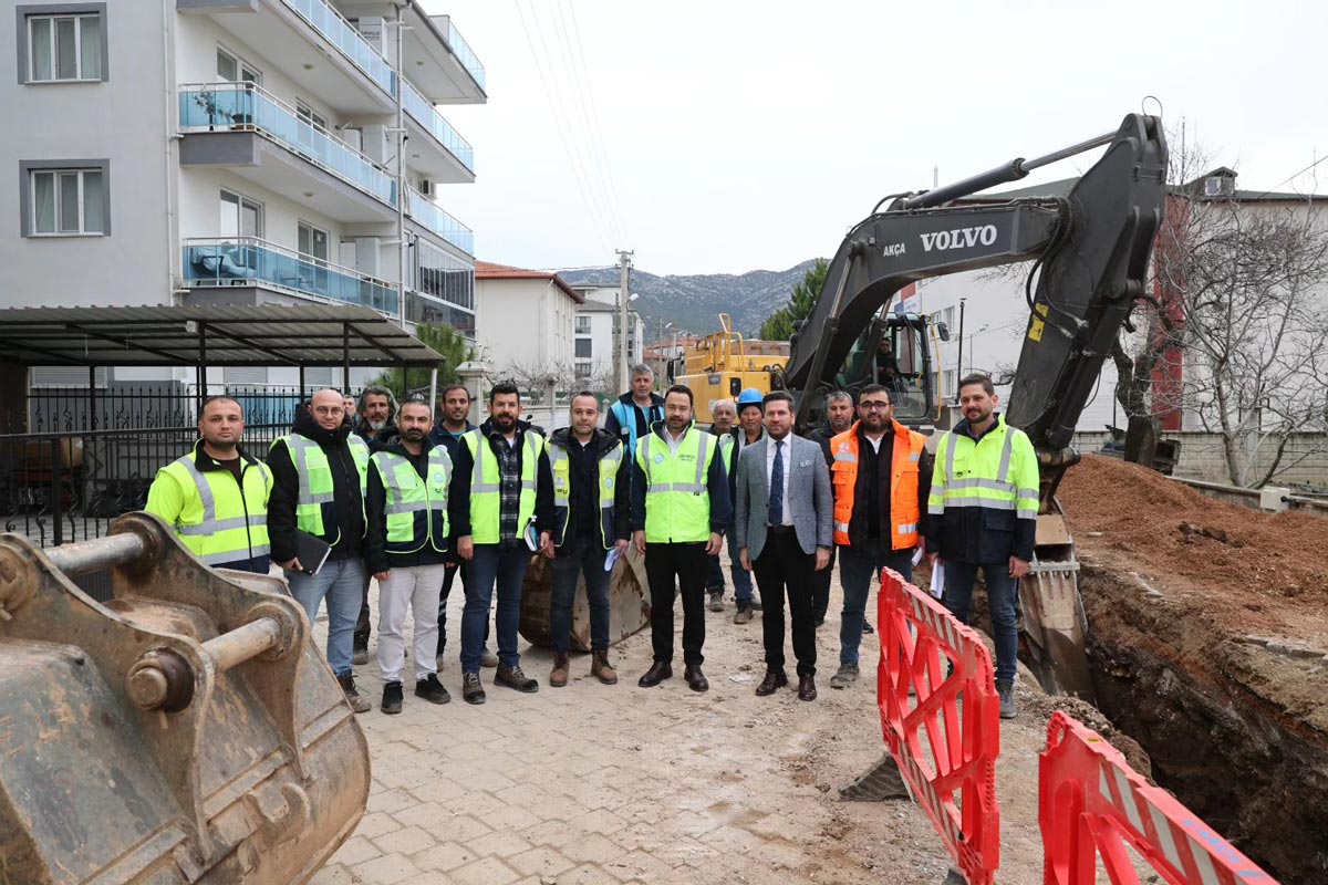 TAVAS’IN ALTYAPISI SİL BAŞTAN