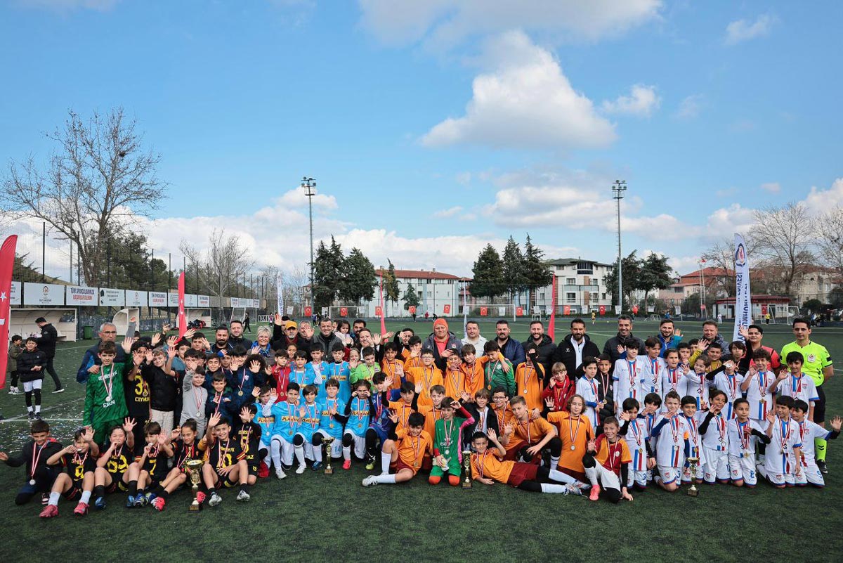 U-10 FUTBOL LİGİ’NDE MUHTEŞEM FİNAL