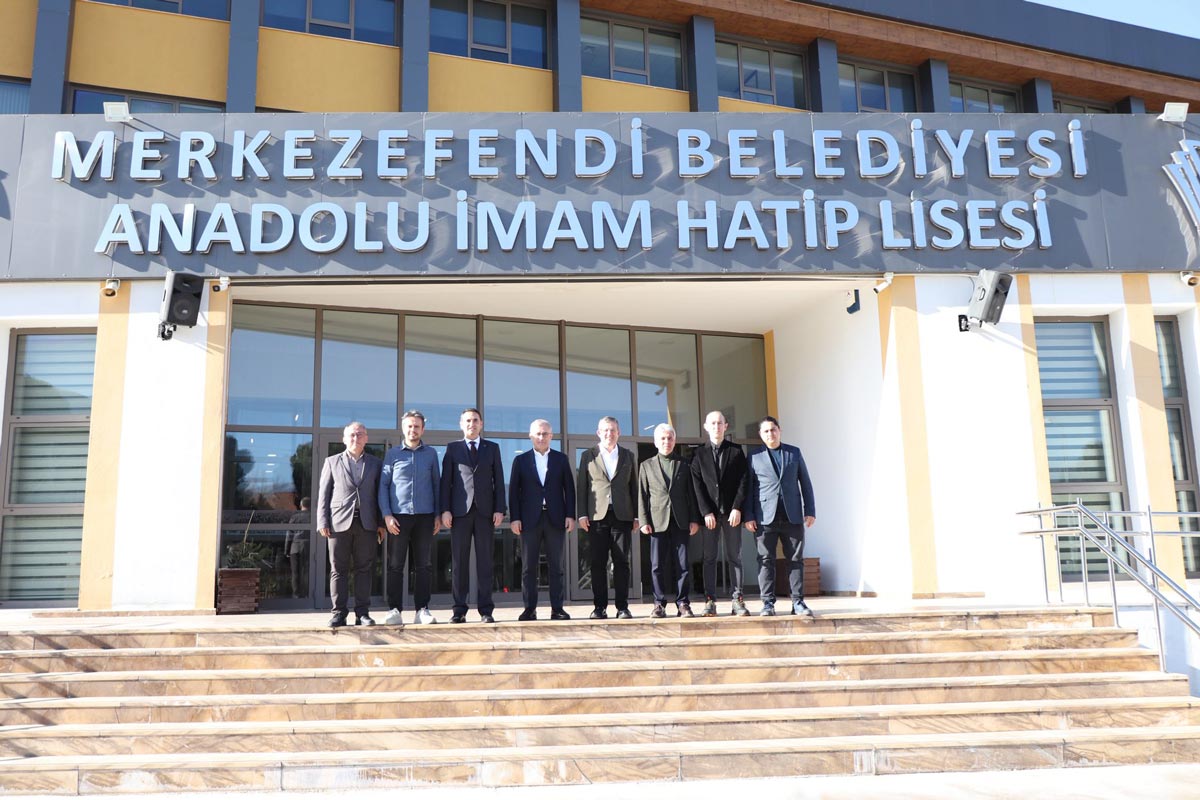 “KAMU HİZMETLERİ ŞAHISLARIN DEĞİLDİR”