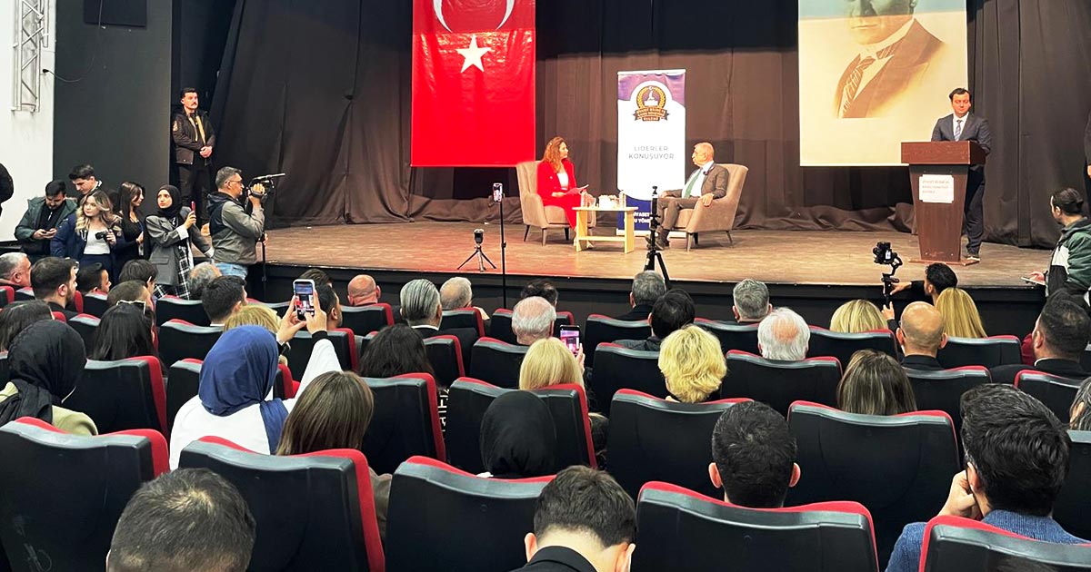 “TÜRKİYE BU SAVAŞIN TAMAMEN DIŞINDA KALMALI”