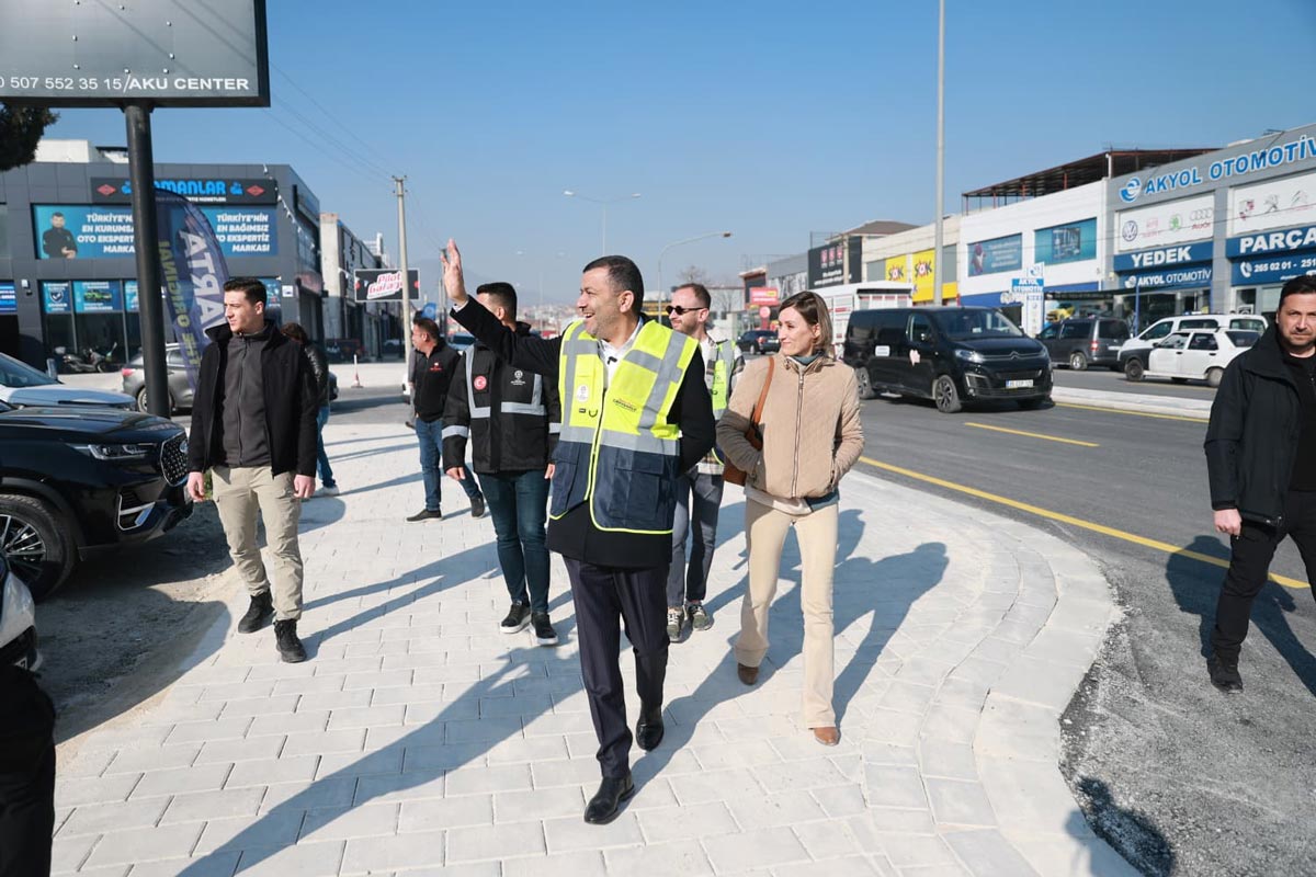 25. CADDE TRAFİĞE AÇILDI