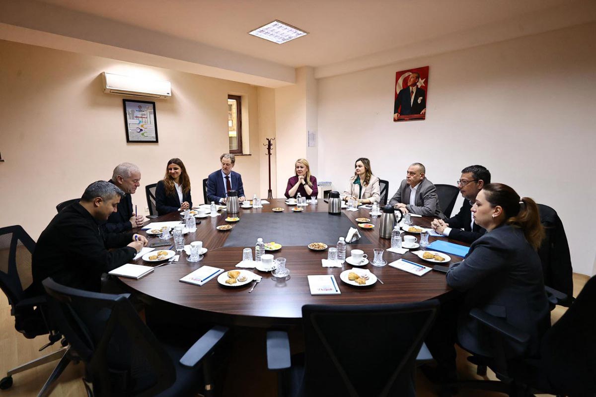 AVRUPA DEMOKRASİ BAŞKENTİ YARIŞINDA DENİZLİ FİNALDE