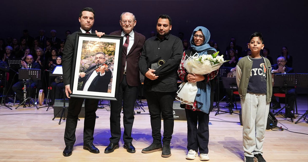 DENİZLİ'DE YALÇIN DİKİCİ İÇİN ANLAMLI ANMA GECESİ