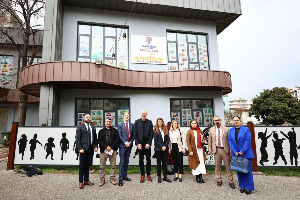 AVRUPA DEMOKRASİ BAŞKENTİ YARIŞINDA DENİZLİ FİNALDE