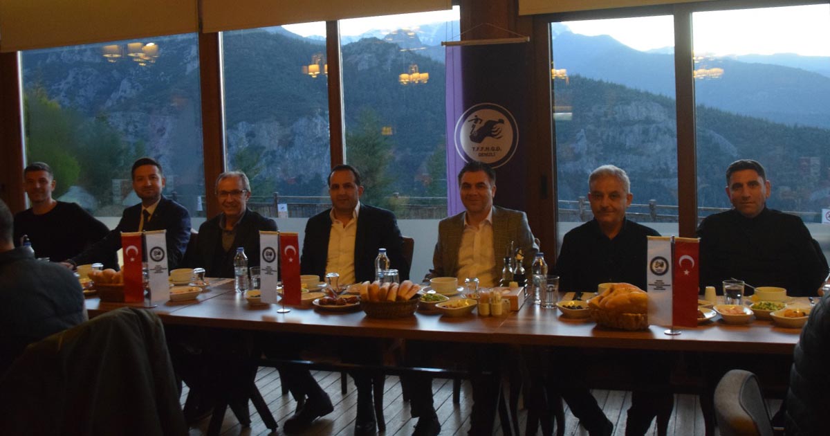 HAKEMLER VE GÖZLEMCİLER İFTAR SOFRASINDA BULUŞTU