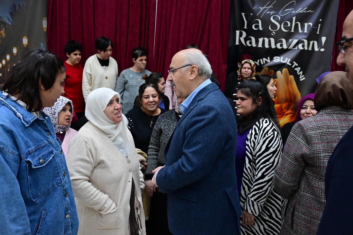 ÖZEL GEREKSİNİMLİ VATANDAŞLARA İFTAR