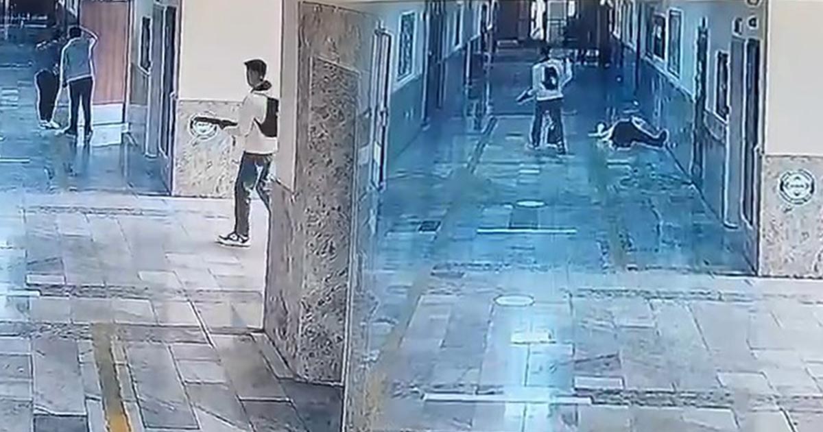 ÖĞRETMENLER İŞ BIRAKIYOR