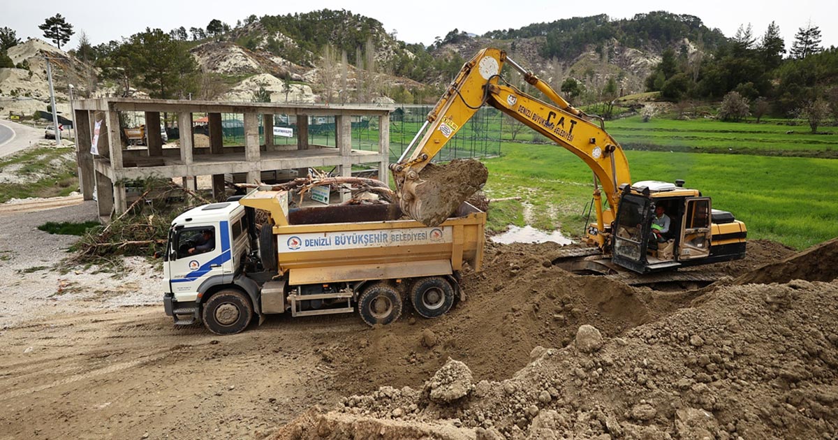 ÇAMELİ’DE ASFALT ÇALIŞMASI