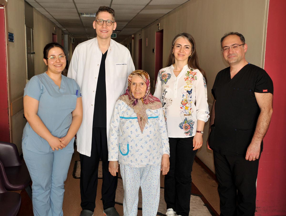 12 GÜNLÜK TEDAVİYLE KANSERİ YENDİ