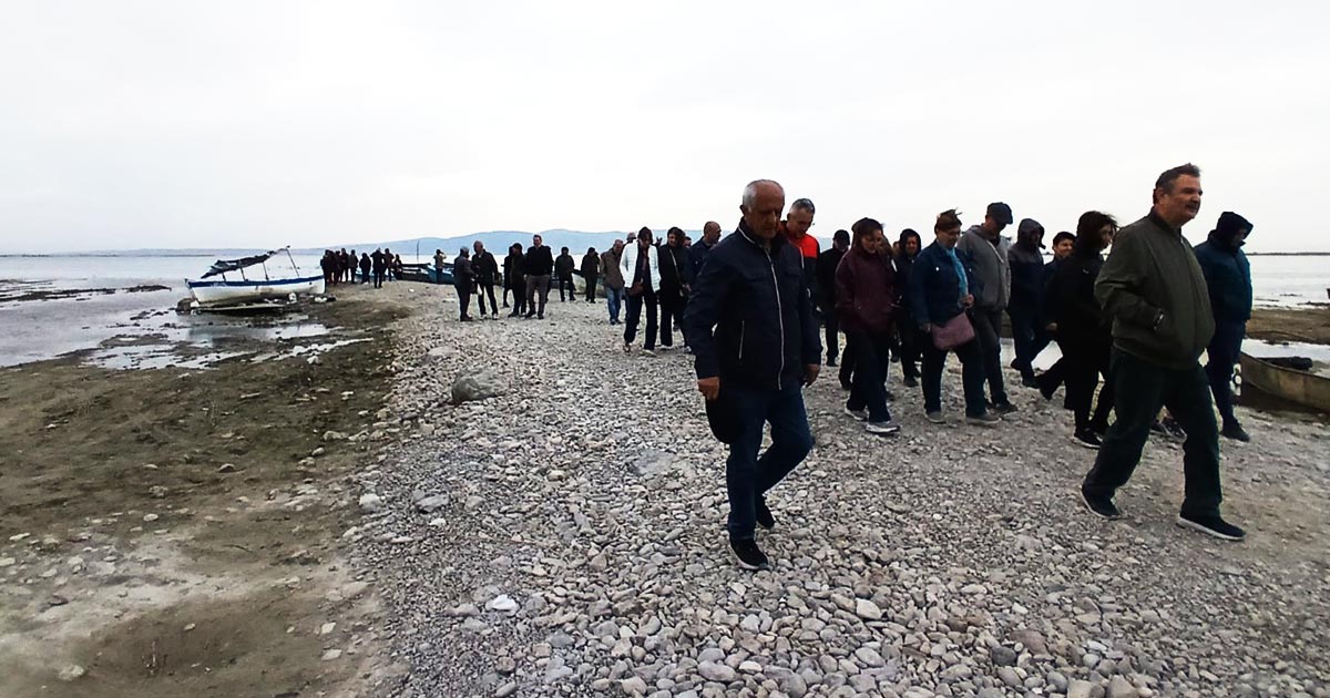 "YANLIŞ KARARDAN DÖNÜN!"