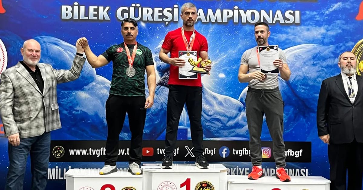 BİLEK GÜREŞİNDE MADALYA YAĞMURU