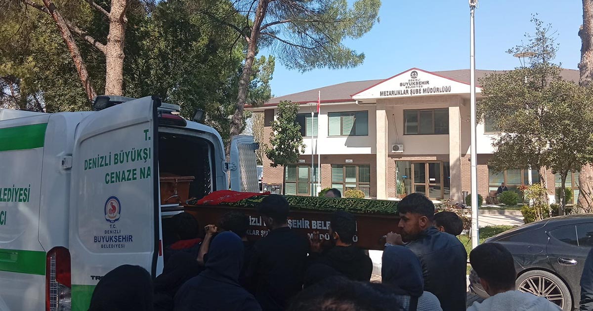 BOT FACİASINDA ÖLEN GÖÇMENLER DENİZLİ’DE TOPRAĞA VERİLDİ