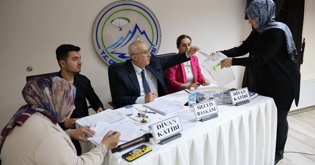 ÇAMELİ BELEDİYESİ MECLİSİ NİSAN AYI TOPLANTISI GERÇEKLEŞTİRİLDİ