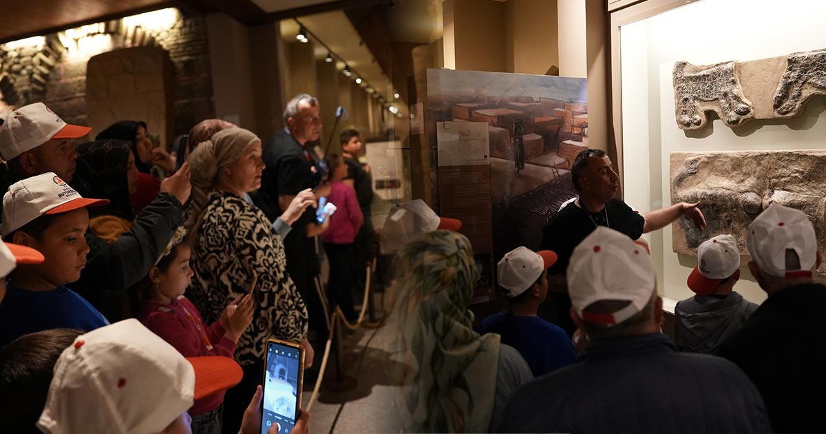 BÜYÜKŞEHİR’DEN ATA’YA SAYGI GEZİSİ