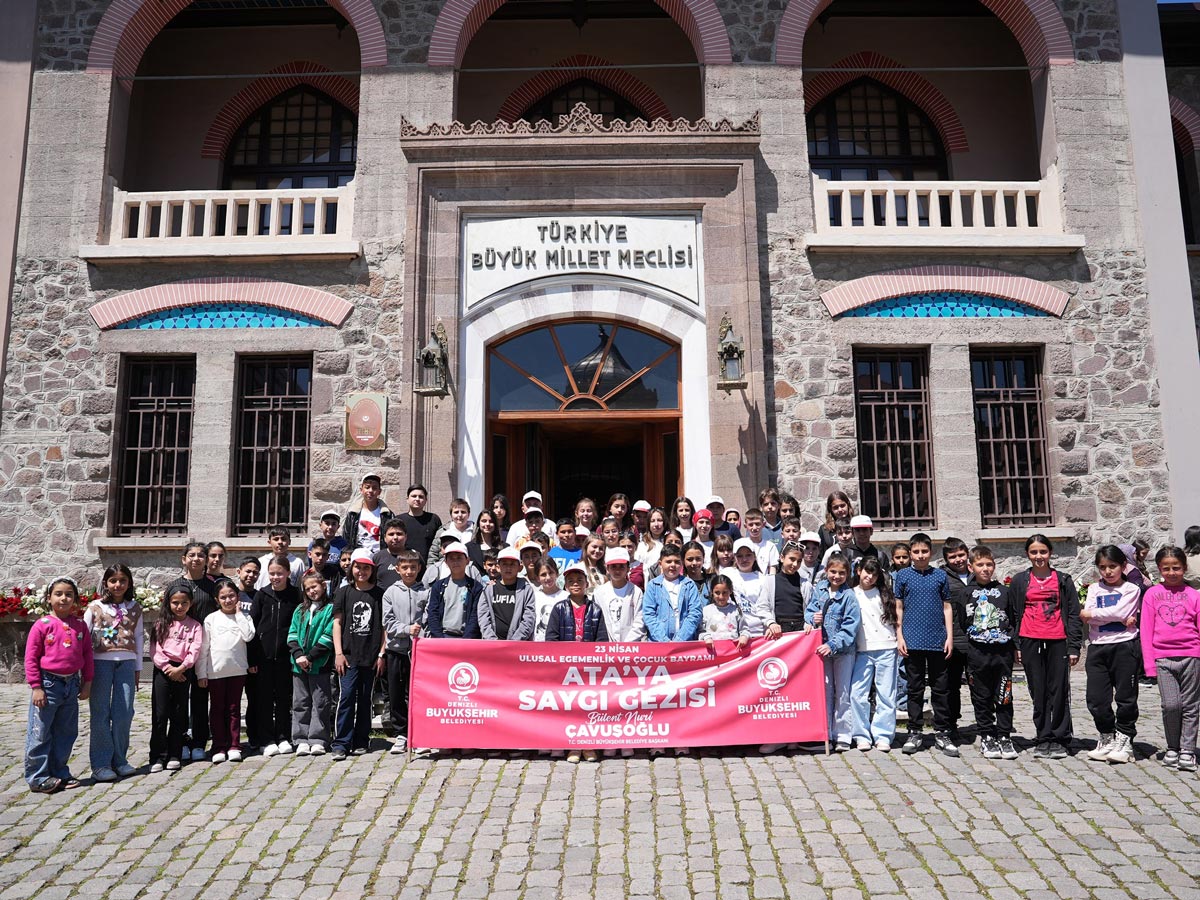 BÜYÜKŞEHİR’DEN ATA’YA SAYGI GEZİSİ