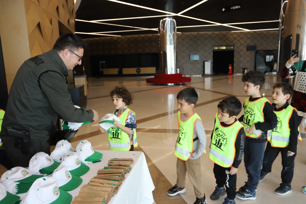 ORMAN DOSTLARI BULUŞTU