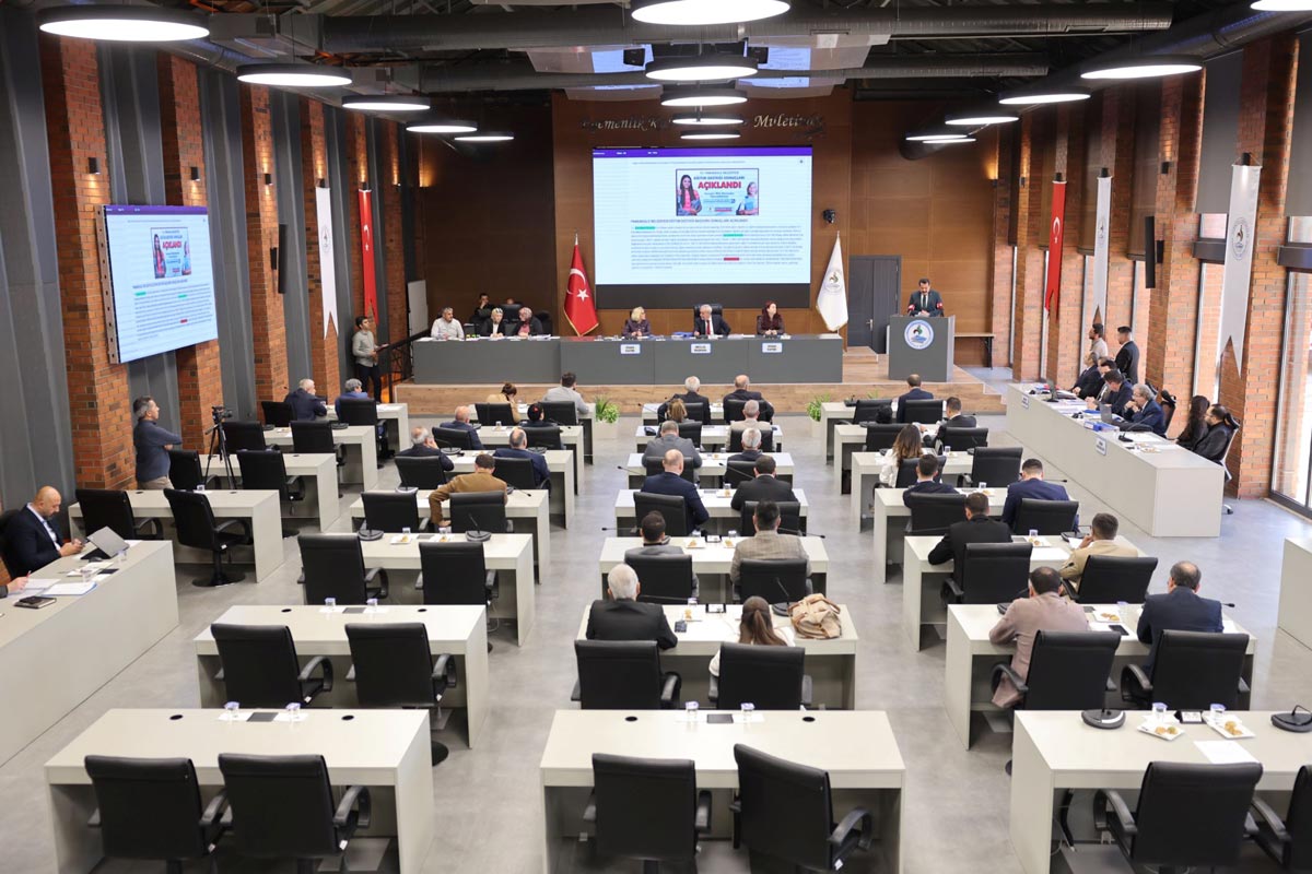 PAMUKKALE'DE BORÇLAR SIFIRLANDI