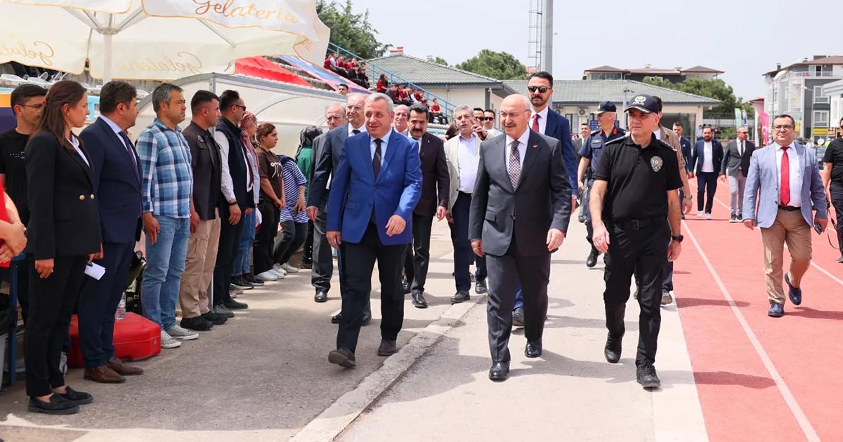 “MAHALLEMDE MAÇ VAR” TURNUVASINDA FİNAL HEYECANI BAŞLADI