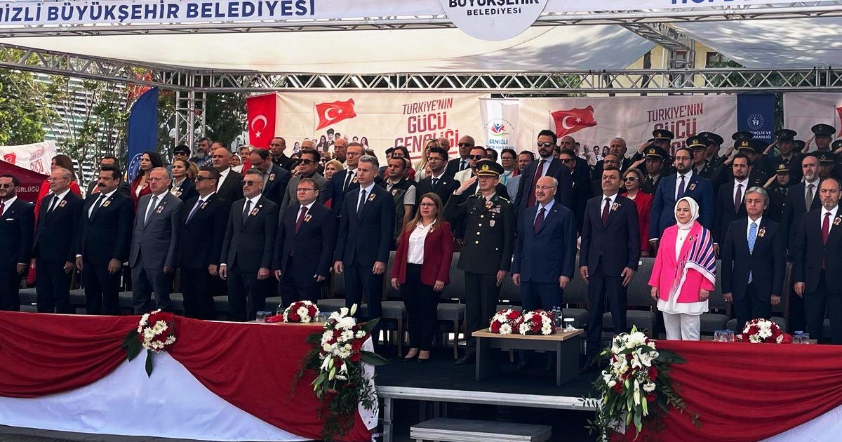 DENİZLİ 19 MAYIS’I KUTLADI