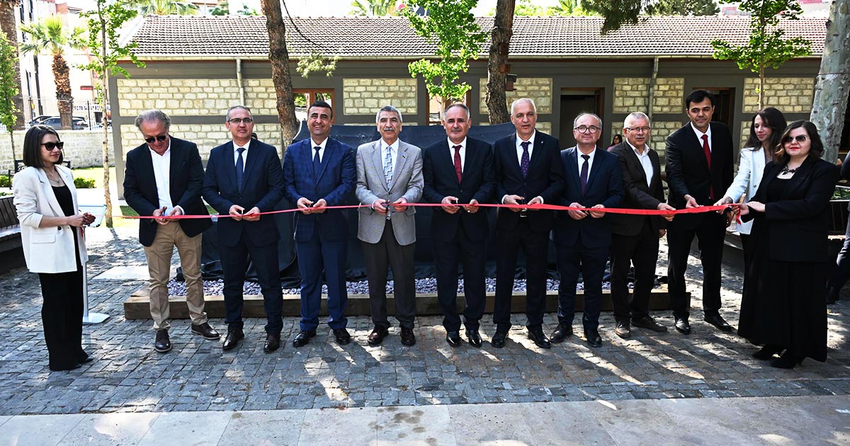 2 LAHİT İLK DEFA GÖRÜCÜYE ÇIKTI