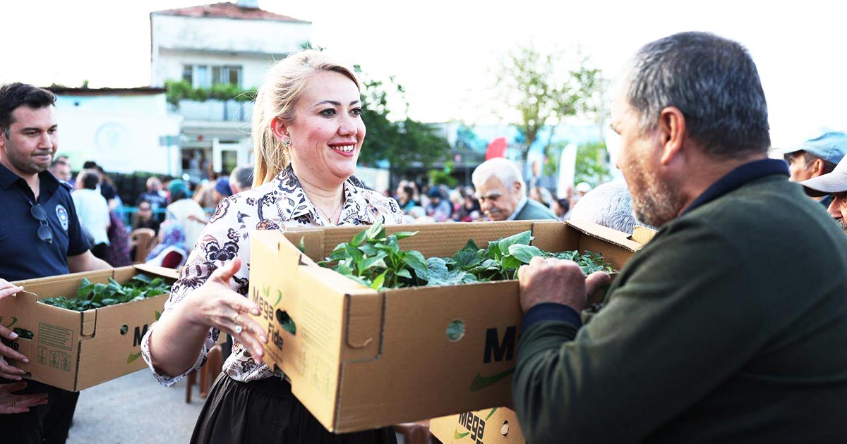 MERKEZEFENDİ BELEDİYESİ'NDEN ÜRETİCİYE DEV FİDE DESTEĞİ