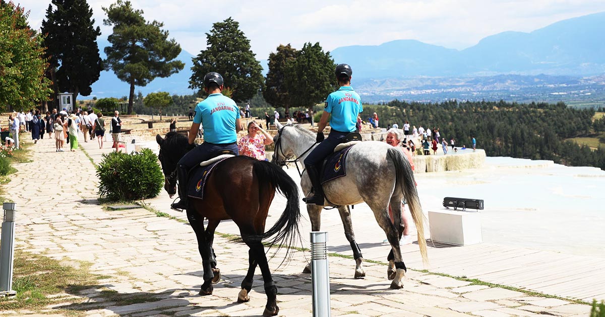 PAMUKKALE'DE ATLI TİMLER GÖREVE BAŞLADI