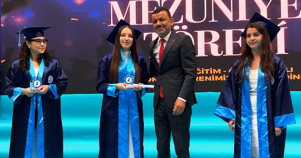 PAÜ’DEN 7 BİN ÖĞRENCİ MEZUN OLDU