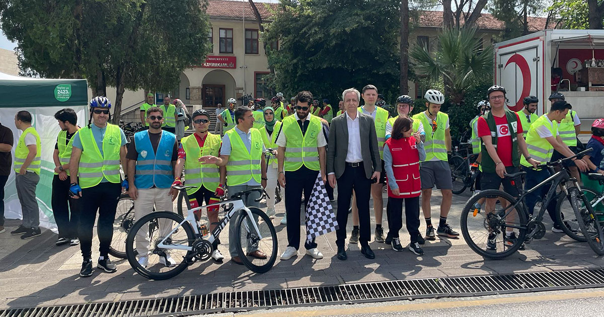 BAĞIMLILIKLA MÜCADELE İÇİN PEDAL ÇEVİRDİLER