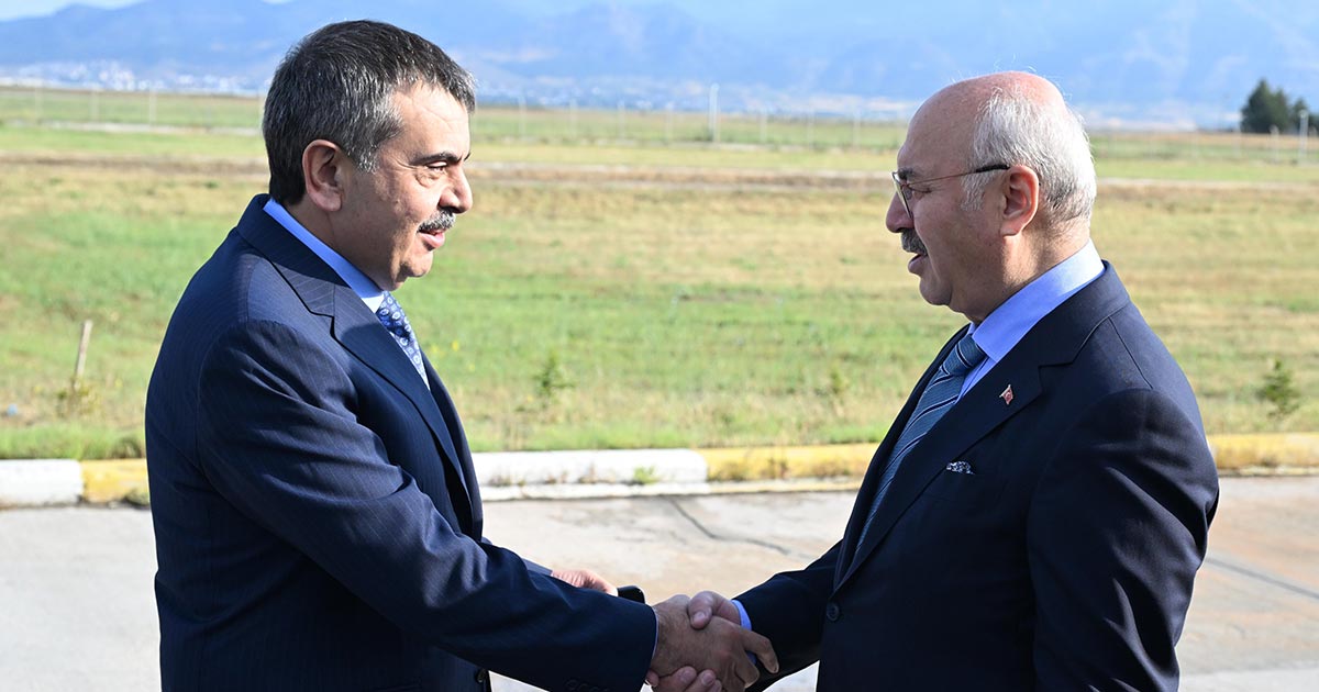 BAKAN TEKİN DENİZLİ’DE