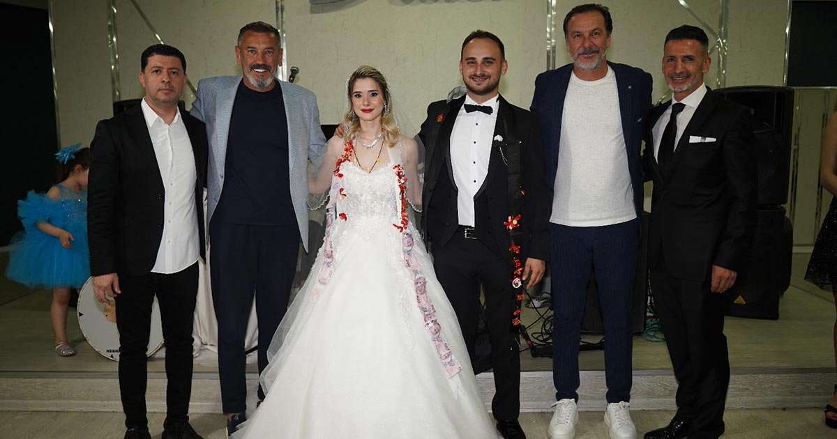 DOĞUKAN BAYRAN VE SELİN GÜNEŞ MUTLULUĞA “EVET” DEDİ