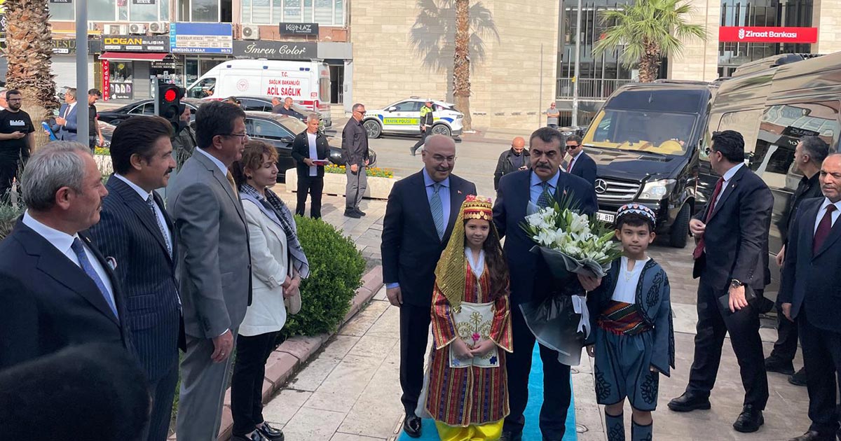 ÖĞRETMEN SAYISI 7971’DEN 16309’A ÇIKTI