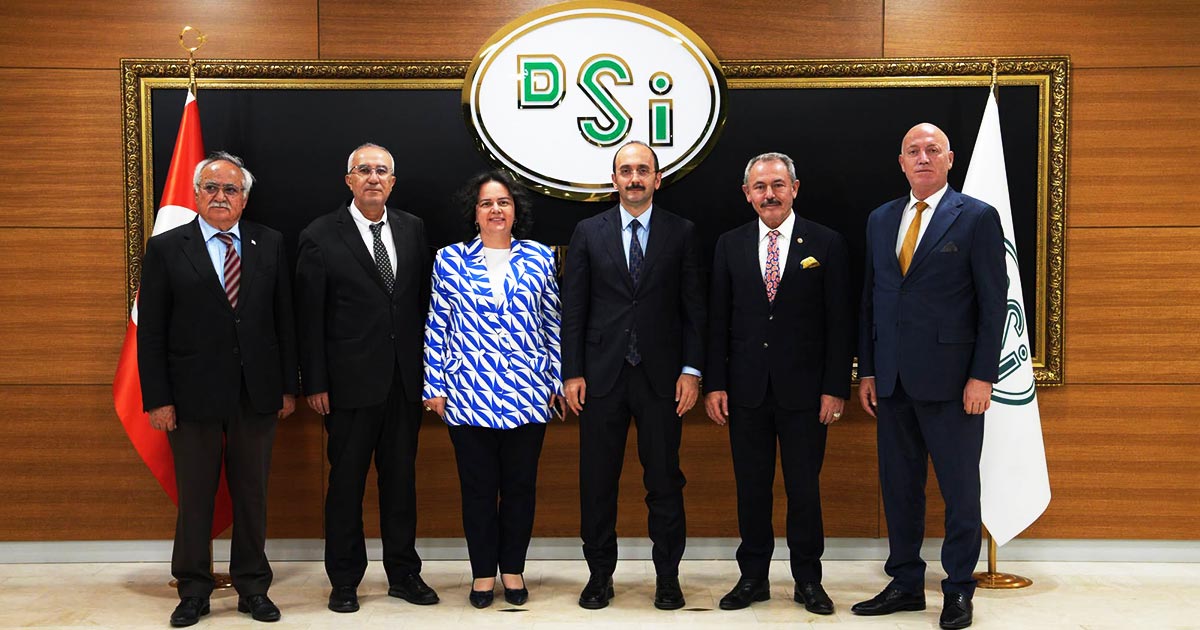 AK PARTİLİ BELEDİYE BAŞKANLARI HER KAPIYI ÇALDI