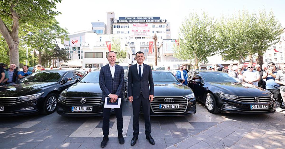 150 ARAÇ FAZLA KİRALAYARAK ARAÇ SALTANATI KURUYORLAR