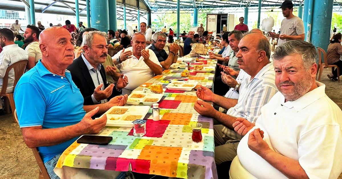 40 KAZAN AŞURE VE KEŞKEK İKRAM EDİLDİ