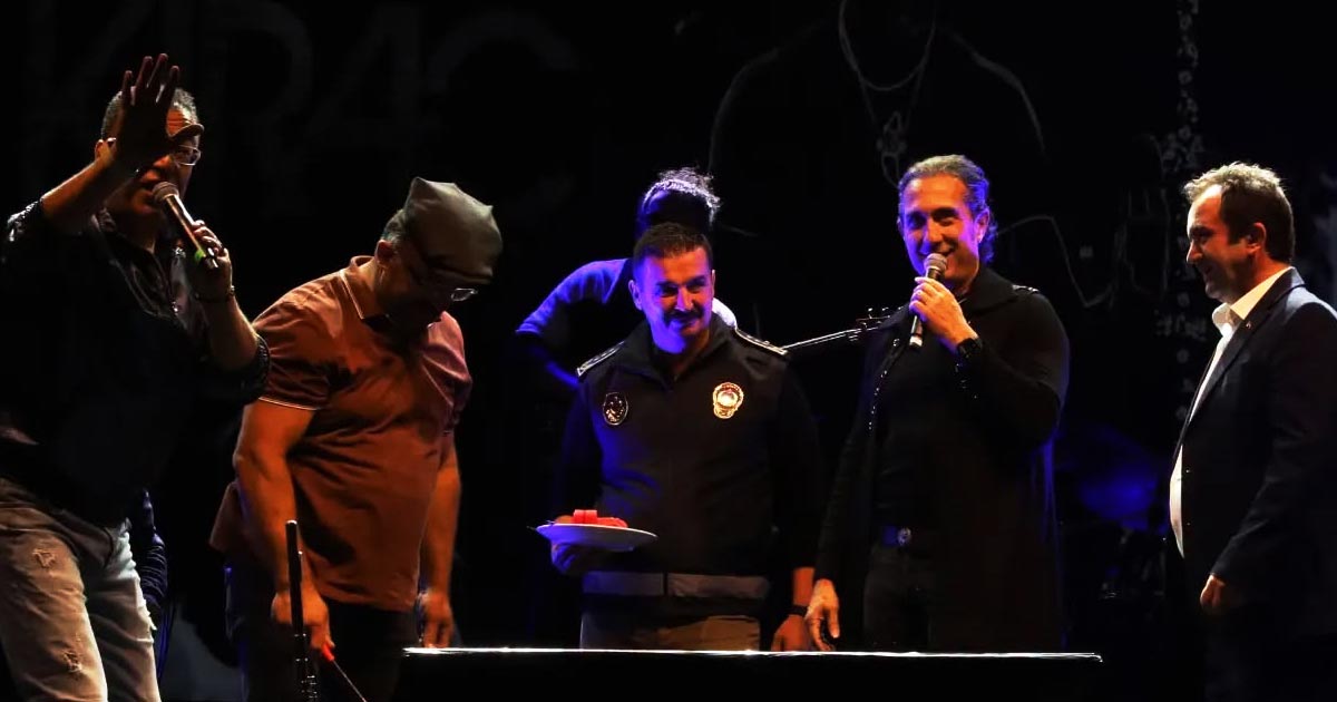 FESTİVALE MUHTEŞEM FİNAL