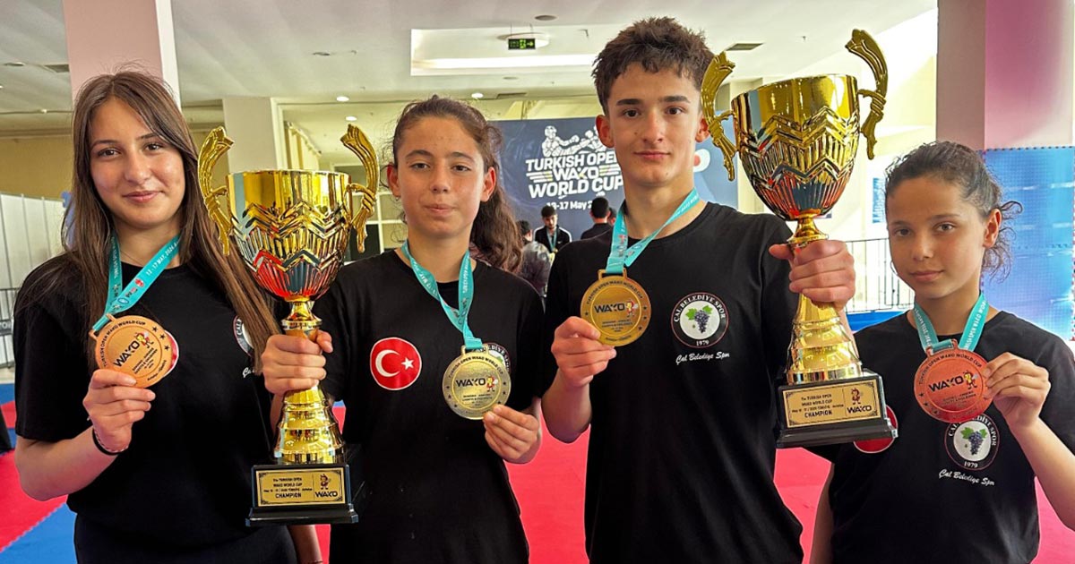 ŞAMPİYON KİCK BOKSÇULAR KIZ ÇOCUKLARINA İLHAM VERİYOR