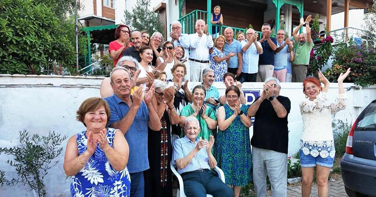 101 YAŞINDA SÜRPRİZ DOĞUM GÜNÜ