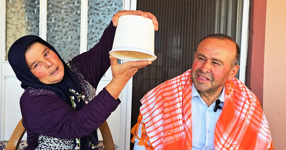 BU YOĞURT KIVAMIYLA ŞAŞIRTIYOR